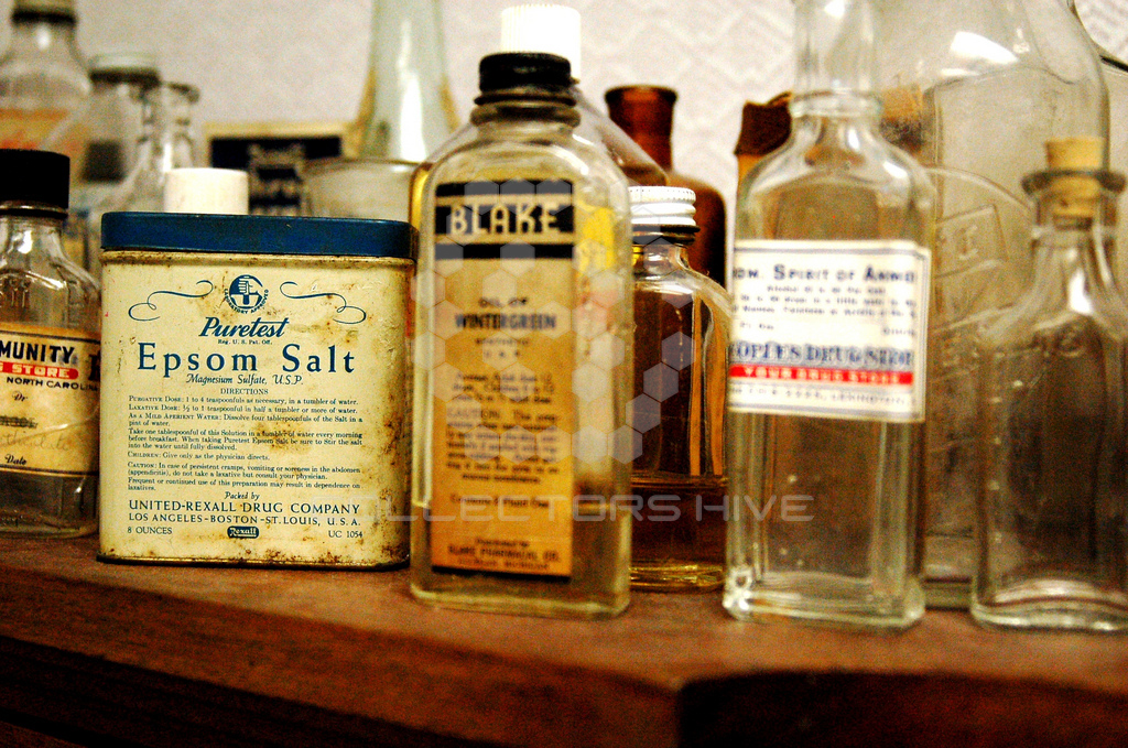 old medecine bottels