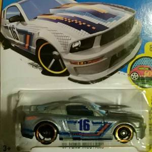 07 Ford Mustang Silver