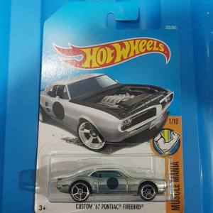 CUSTOM '67 PONTIAC FIREBIRD SILVER