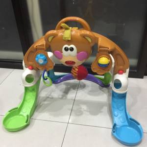 Fisher Price Kickin Bobbin Bear