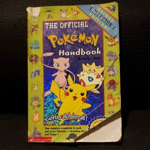 The Official Pokemon Handbook - Deluxe Collector's Edition