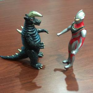 Ultraman Gaia And Ultra Monster Kaiju 008 Black King Bandai 1983