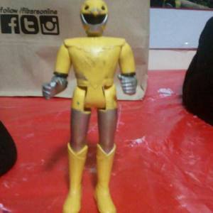 Yellow jetman