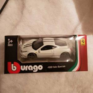 Bburago Ferrari 458 Italia Speciale White