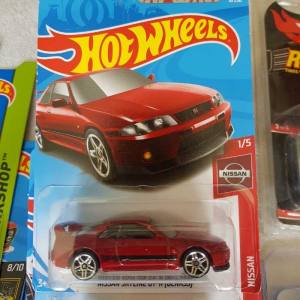 Nissan skyline GTR R33 Red