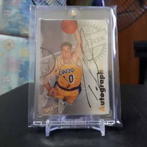 Travis Knight