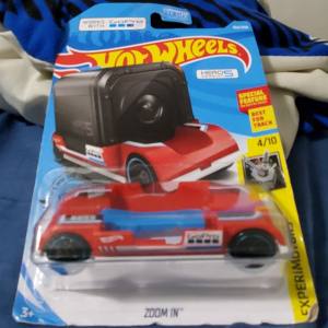Hot Wheels 2019 Zoom In