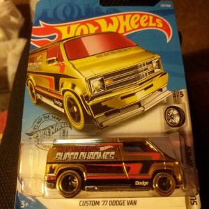 Custom '77 Dodge Van