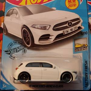 19 mercedes- bend a- class