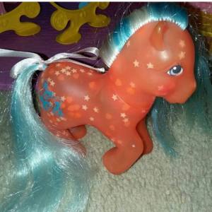 Glow n show pony 