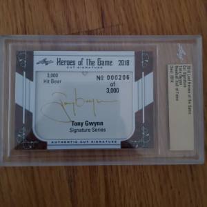 Tony gwynn autograph