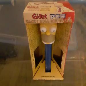 Simpsons giant pez