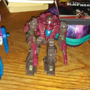 Transformers war for cybertron trilogy siege skytread