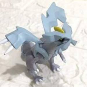 4” TOMY Pokemon Legendary Kyurem
