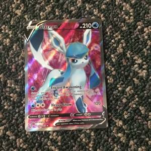 Glaceon V Evolving Skies